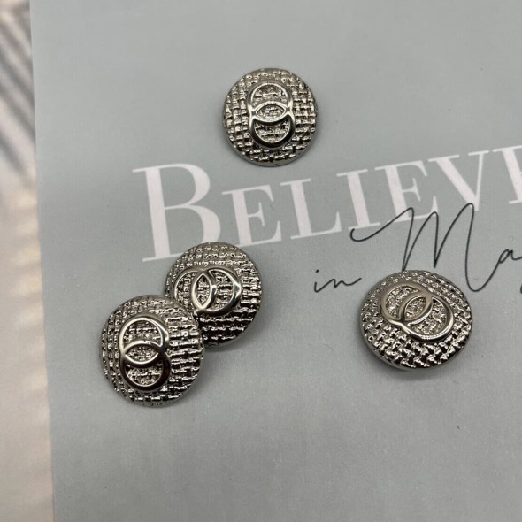 Пуговицы серебристые, метал на ножке, с рифленой поверхностью, 25 мм