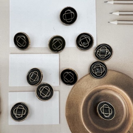 Пуговицы золотистые с чёрной эмалью и графическим рисунком, на ножке