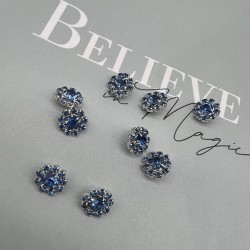 Пуговицы серебристый метал со стразами нежно-голубого цвета, на ножке, 12 мм