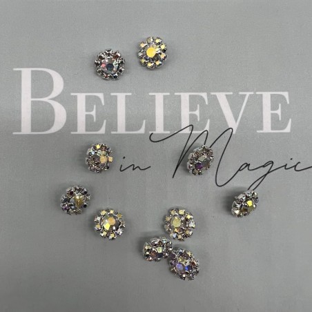 Пуговицы серебристый метал со стразами хамелеон, на ножке, 12 мм