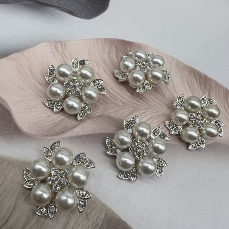 Пуговицы метал с жемчугом в виде цветов, на ножке, 23 мм