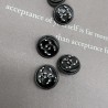 Пуговицы темное серебро с чёрным перламутром, декорированы мелкими стразами, 18 мм