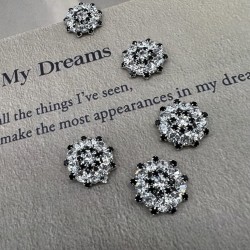 Пуговицы металл с чёрными и прозрачными стразами