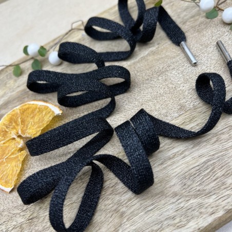 Шнурки трикотажные кругловязаные, чёрные, с матовым люрексом