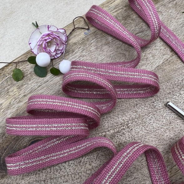 Шнурки трикотажные бруснично-розовые с золотистыми полосками