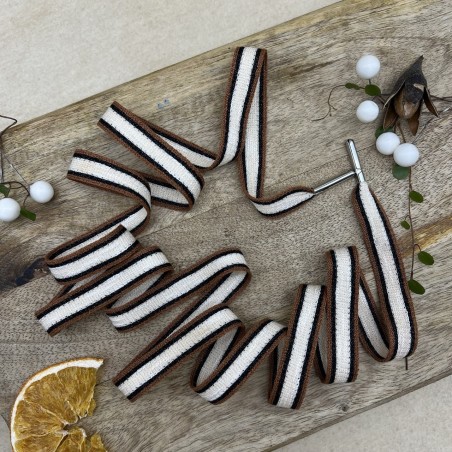 Шнурки трикотажные молочные с коричневыми и чёрными полосками