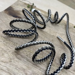 Шнурки кругловязаные цилиндрические с узором зигзаг