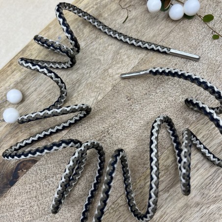 Шнурки кругловязаные цилиндрические с узором зигзаг