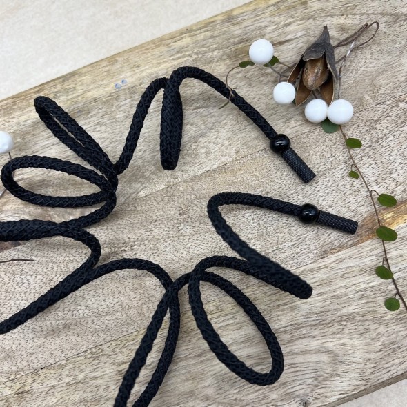 Шнурки кругловязаные цилиндрические чёрные матовые