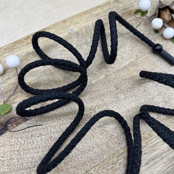 Шнурки кругловязаные цилиндрические чёрные матовые