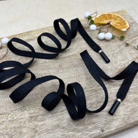 Шнурки трикотажные кругловязаные чёрные с блестящей нитью в тон