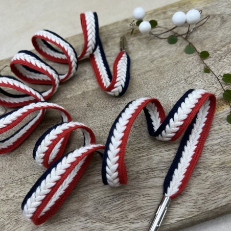 Шнурки плетёные красно-синие с молочной косичкой