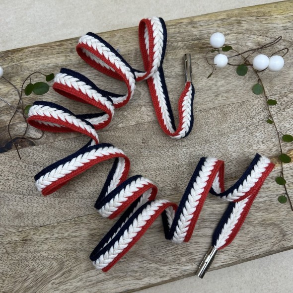 Шнурки плетёные красно-синие с молочной косичкой