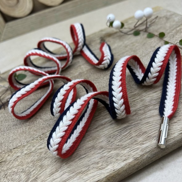 Шнурки плетёные красно-синие с молочной косичкой
