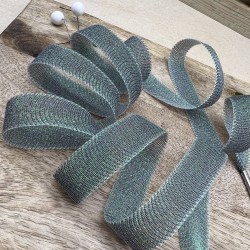 Шнурки прозрачные изумрудные с люрексом