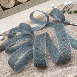 Шнурки прозрачные изумрудные с люрексом