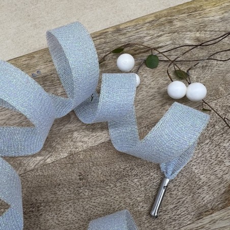 Шнурки прозрачные светло-голубые с люрексом