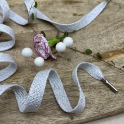 Шнурки трикотажные кругловязаные, белые, с серебристым люрексом