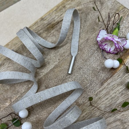 Шнурок трикотажный кругловязаный холодный бежевый с люрексом,10 мм