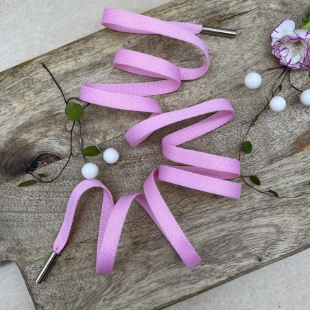 Шнурок трикотажный кругловязаный ярко-розовый матовый, 10 мм