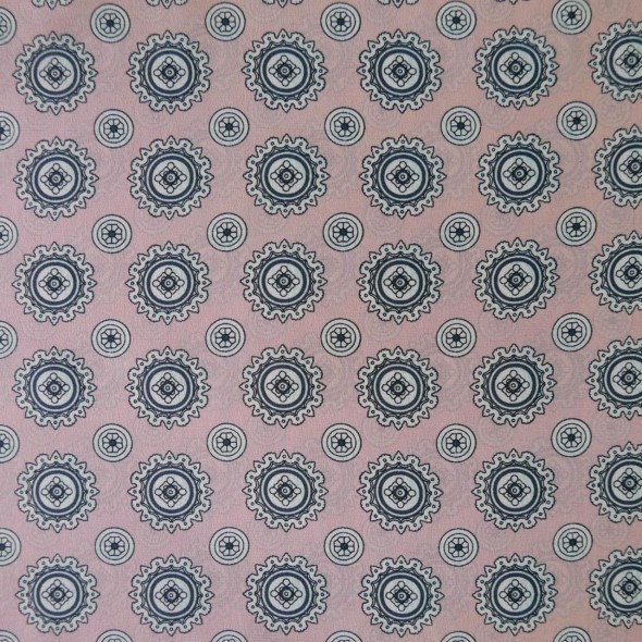 Шёлк нежно- розовый  с геометрическими ажурными кругами