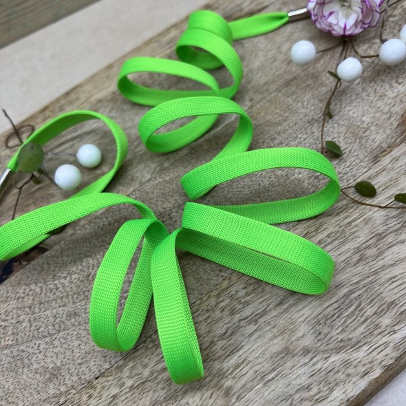 Шнурок трикотажный кругловязаный ярко-зеленый матовый, 10 мм