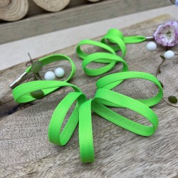 Шнурок трикотажный кругловязаный ярко-зеленый матовый, 10 мм