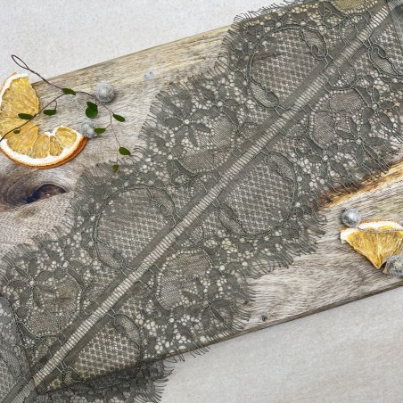 Кружево ажурное тонкое цвета хаки, ширина 14 см