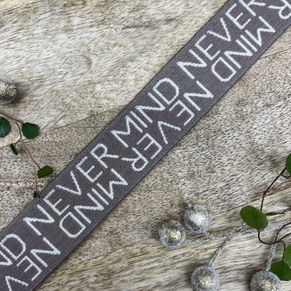 Резинка эластичная для пояса, бежевая  с текстом, 2,5 см