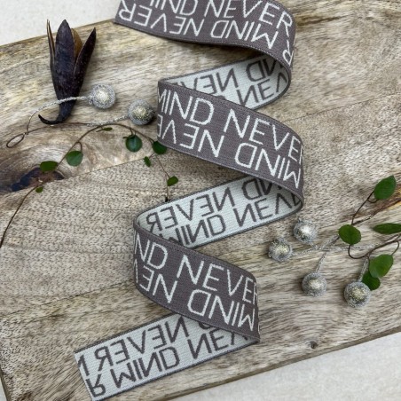 Резинка эластичная для пояса, бежевая  с текстом, 2,5 см