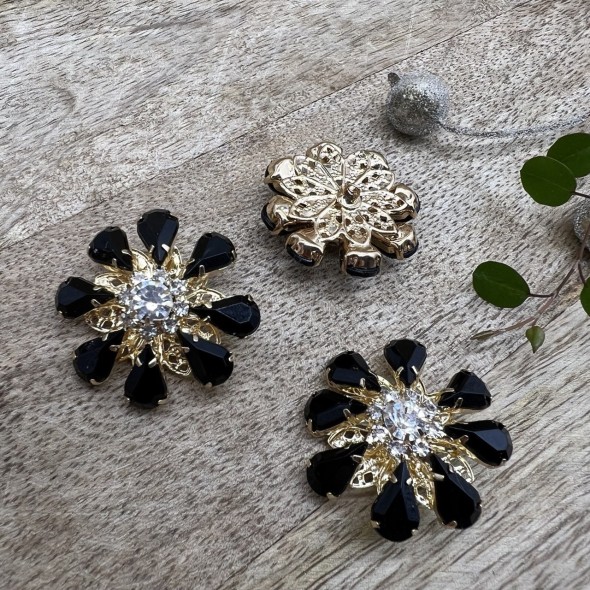 Пуговицы  золотистый метал со стразами чёрного цвета, 28 мм