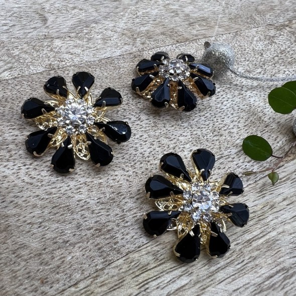 Пуговицы  золотистый метал со стразами чёрного цвета, 28 мм