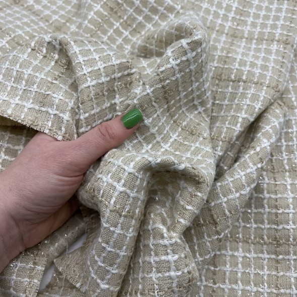 Твид бежевый в клетку с молочными и блестящими нитями