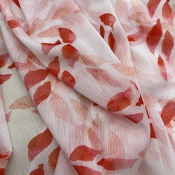Ткань шифон жатый с коралловым принтом