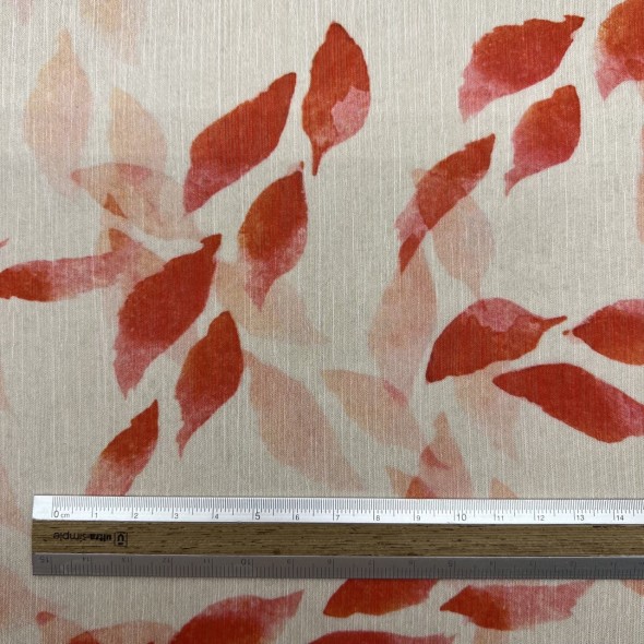 Ткань шифон жатый с коралловым принтом