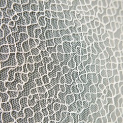 Ткань прозрачная сетка с абстрактным рисунком