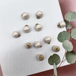 Пуговицы блузочные жемчуг на ножке, 9 мм