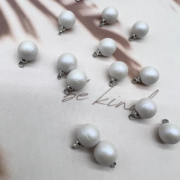 Пуговицы блузочные белый жемчуг на ножке, 9 мм