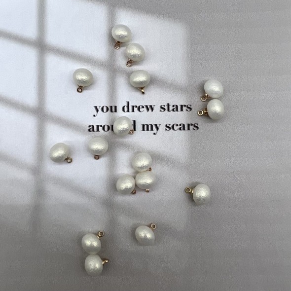 Пуговицы блузочные кремовый жемчуг на ножке, 9 мм