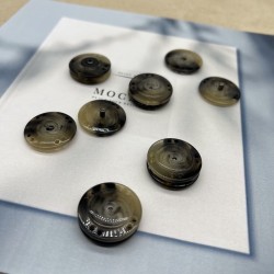 Кнопки пластик пришивные, 25 мм