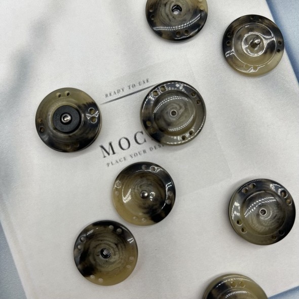 Кнопки пластик пришивные, 25 мм