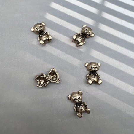 Пришивной элемент мишка цвета тёмного золота, 1.6*2.9 мм