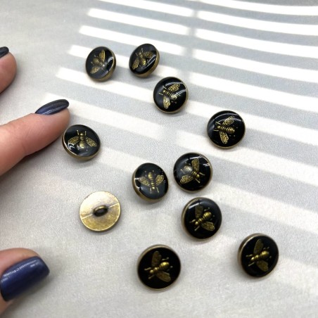 Пуговицы рубашечные на ножке, чёрная эмаль с мухой, 14 мм