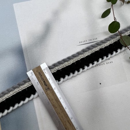 Тесьма текстильная из мягких нитей с серебристым люрексом, 2 см