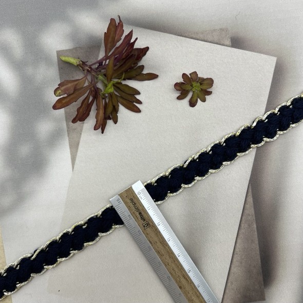 Тесьма текстильная темно-синяя с золотистым люрексом, 12 мм