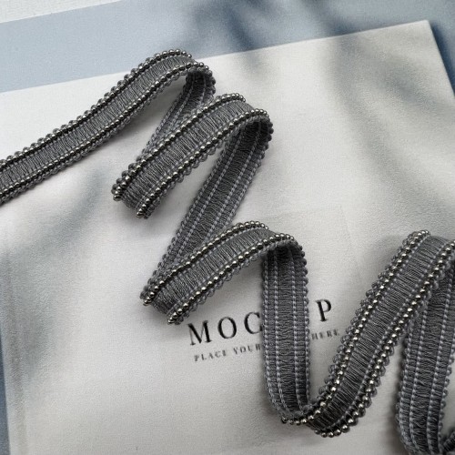 Тесьма текстильная серая с металлическими цепочками серебристого цвета 2