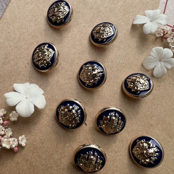 Пуговицы металлические в геральдическом стиле золотые с синей эмалью, 18 мм