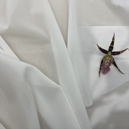 Ткань шёлк однотонный молочный