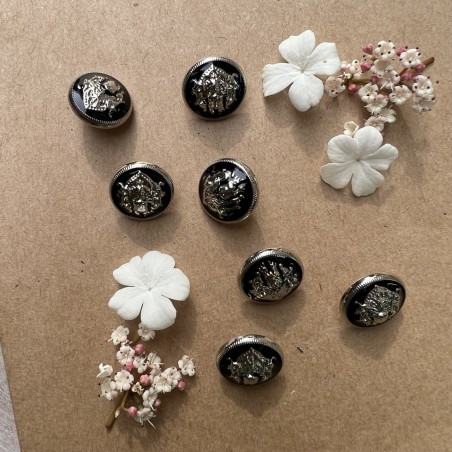 Пуговицы металлические в геральдическом стиле серебристые с чёрной эмалью, 18 мм