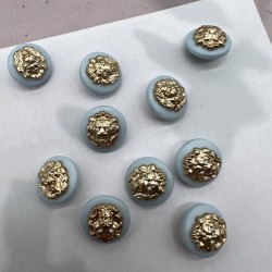 Пуговицы пластик бирюзово-голубые с золотистыми львами, 18 мм